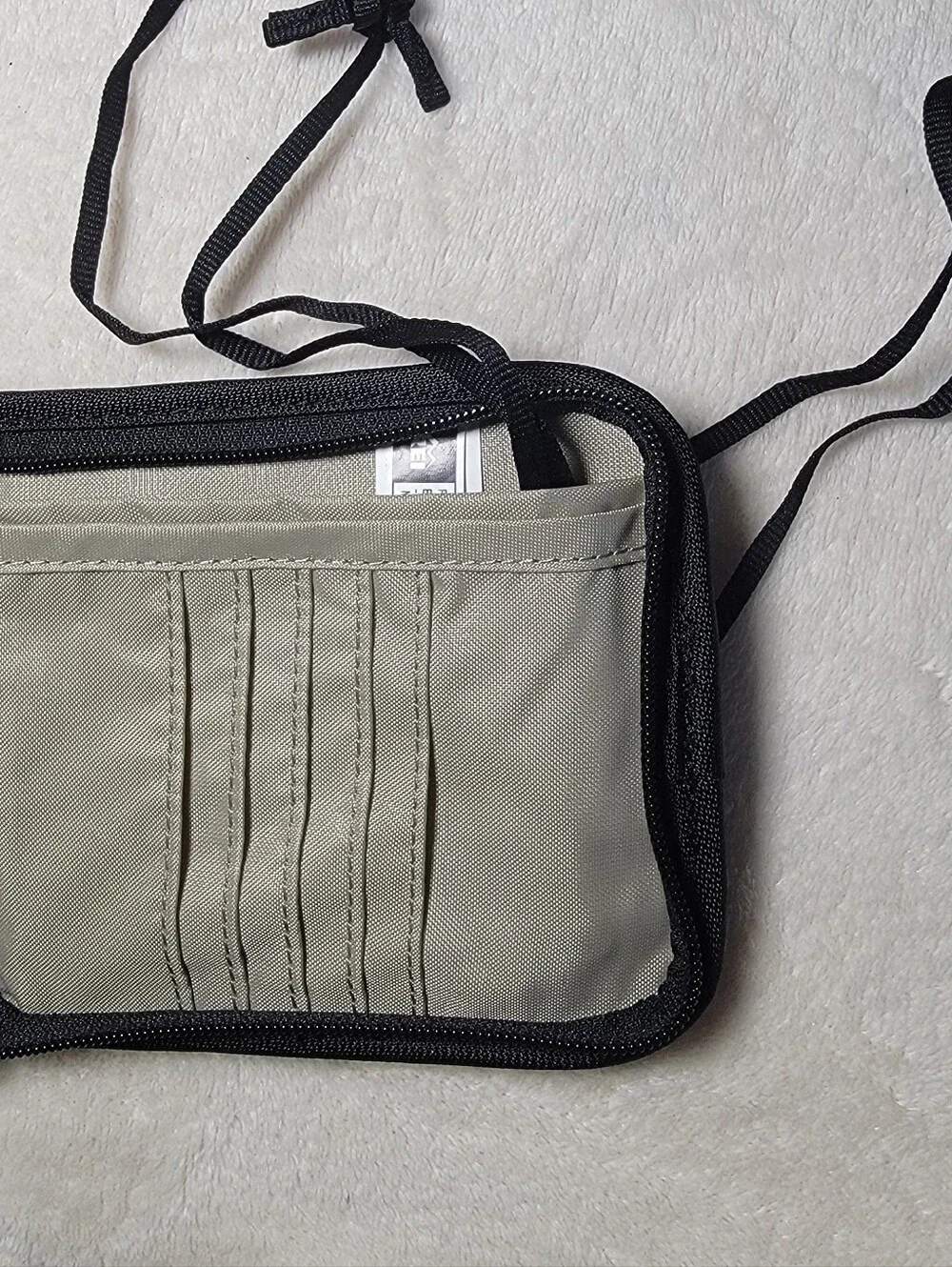 REI Zip Crossbody Wallet